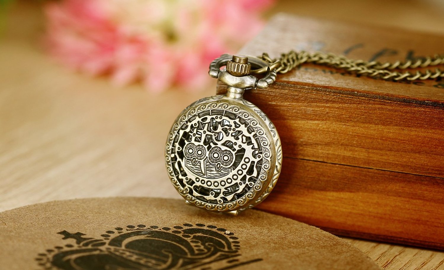 (image for) Two Small Owl Quartz Pocket Chain Watch (with Padded Box)